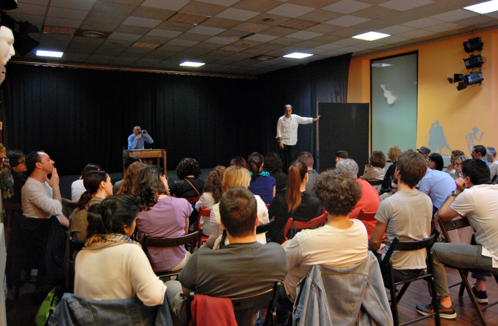 ANNA Amore Non Ne Avremo - TeatroGruppo Popolare